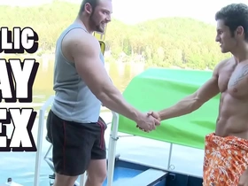 Gaywire - muscular studs tomm & rudy black bumping uglies out in public