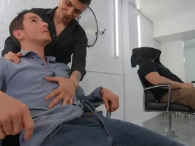 Dark-haired hotties san bass & killiam wesker swap sloppy blowjobs on the barber chair - reality dudes
