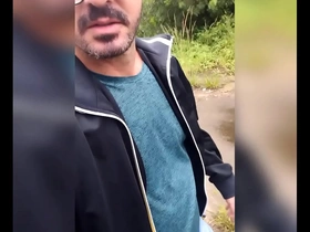 Me exibindo no mato